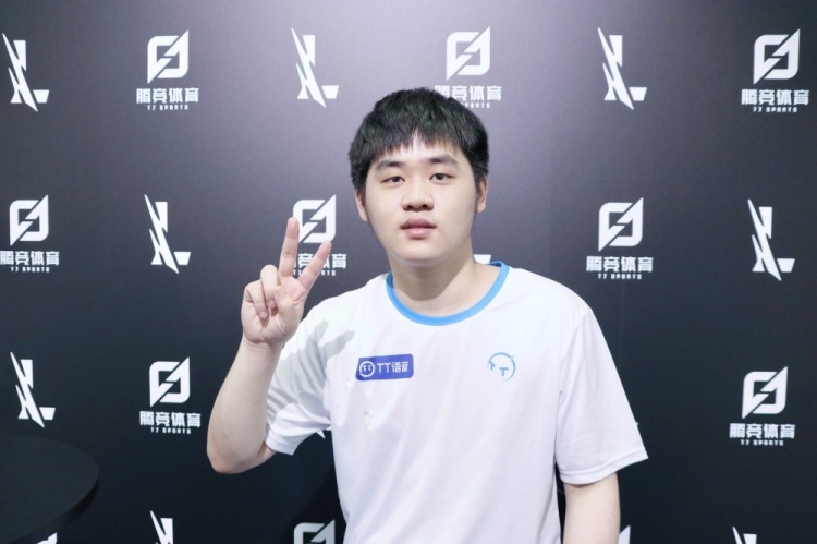 他本来就无 他本来就无